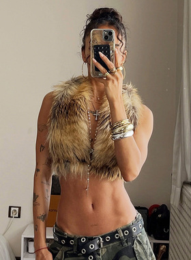 欧美风性感辣妹Y2K千禧个性毛绒短款无袖大露背低胸挂脖吊带背心