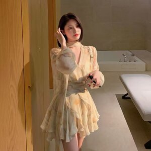 v领泡泡袖雪纺连衣裙长袖夏季收腰不规则飘带仙女黄色碎花短裙子