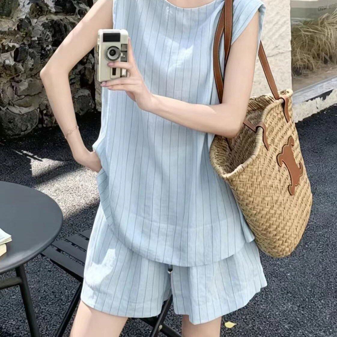 甜美气质 韩国两面穿宽松亚麻时尚休闲套装 韩版背心+短裤两件套