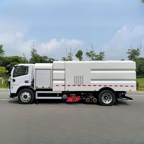 吸尘清扫洒水一体 高效清洁路面 市政环卫厂区道路多功能扫路车