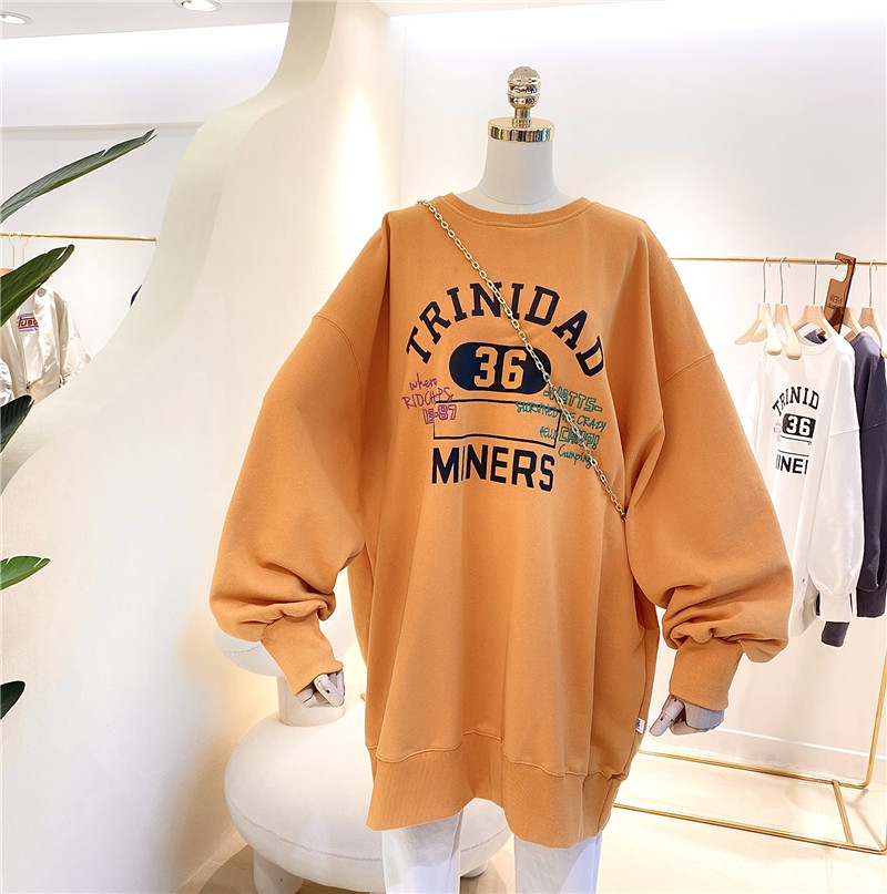 Guantu Weiyi women's spring and autumn thin new Korean alphabet medium long top large women's clothing