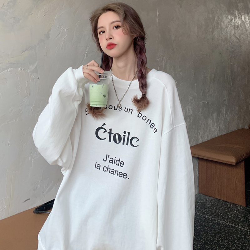 Real time photo of fish scale round neck printed sweater for women in spring and Autumn