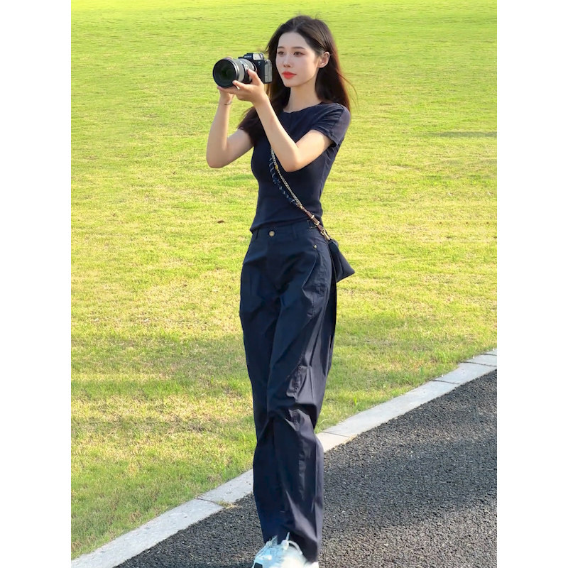 女夏季速干T恤工装裤套装显瘦