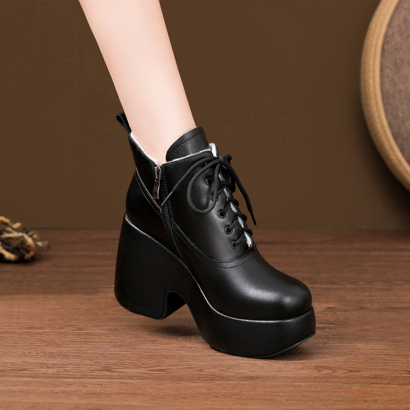 10.5cm真皮内增高女短靴