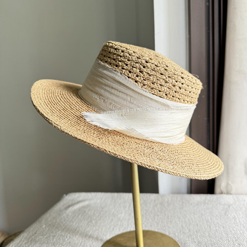 2025年春夏真丝麻手编镂空拉菲草平顶帽礼帽遮阳草帽子女平沿帽潮