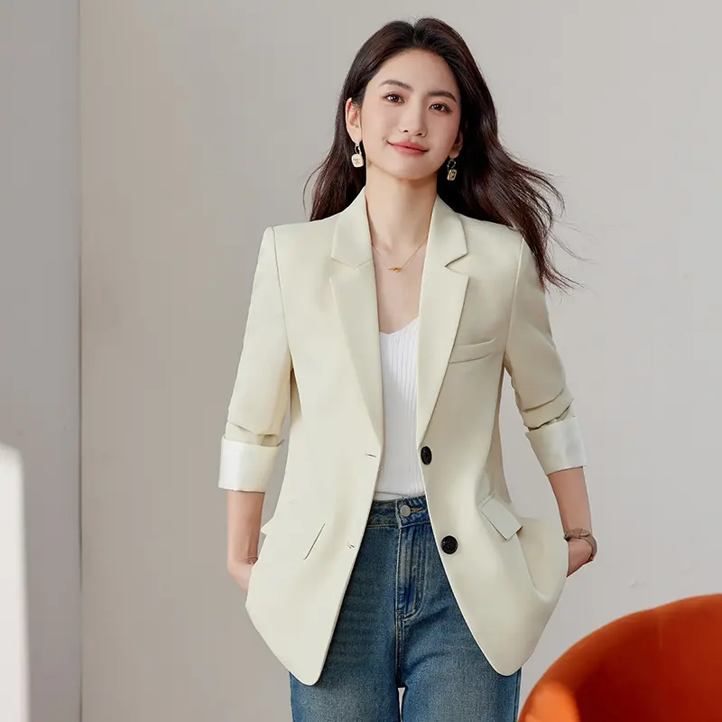 淡黄色职业西装外套女春秋2025新款小个子职场高级感正装西服上衣