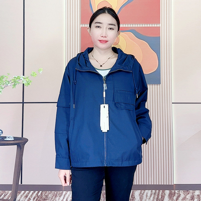 金影奇秋季连帽宽松大码短外套