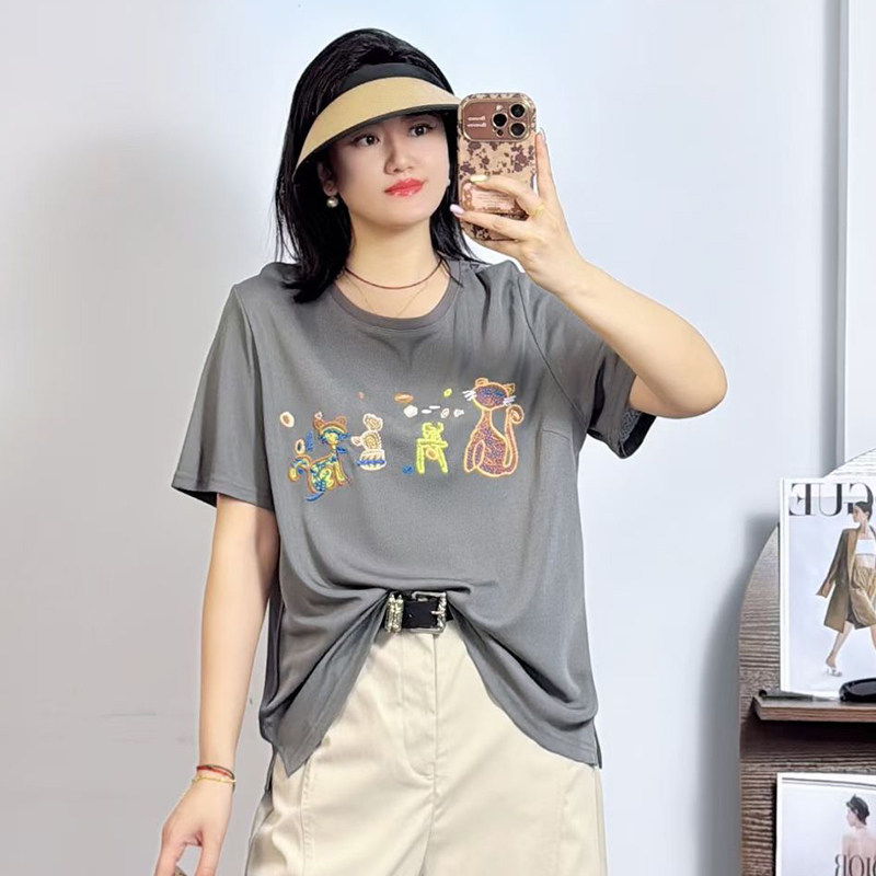 大码女装夏季短袖绣花百搭上衣