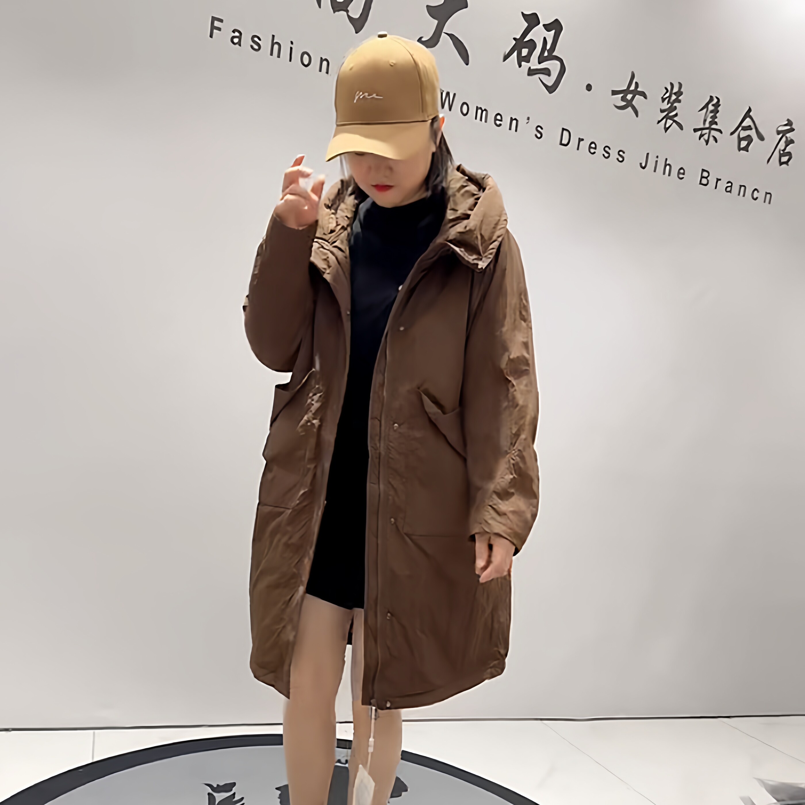 天娇一生水2025冬季中长款连帽棉衣女宽松200斤大码棉服外套25206