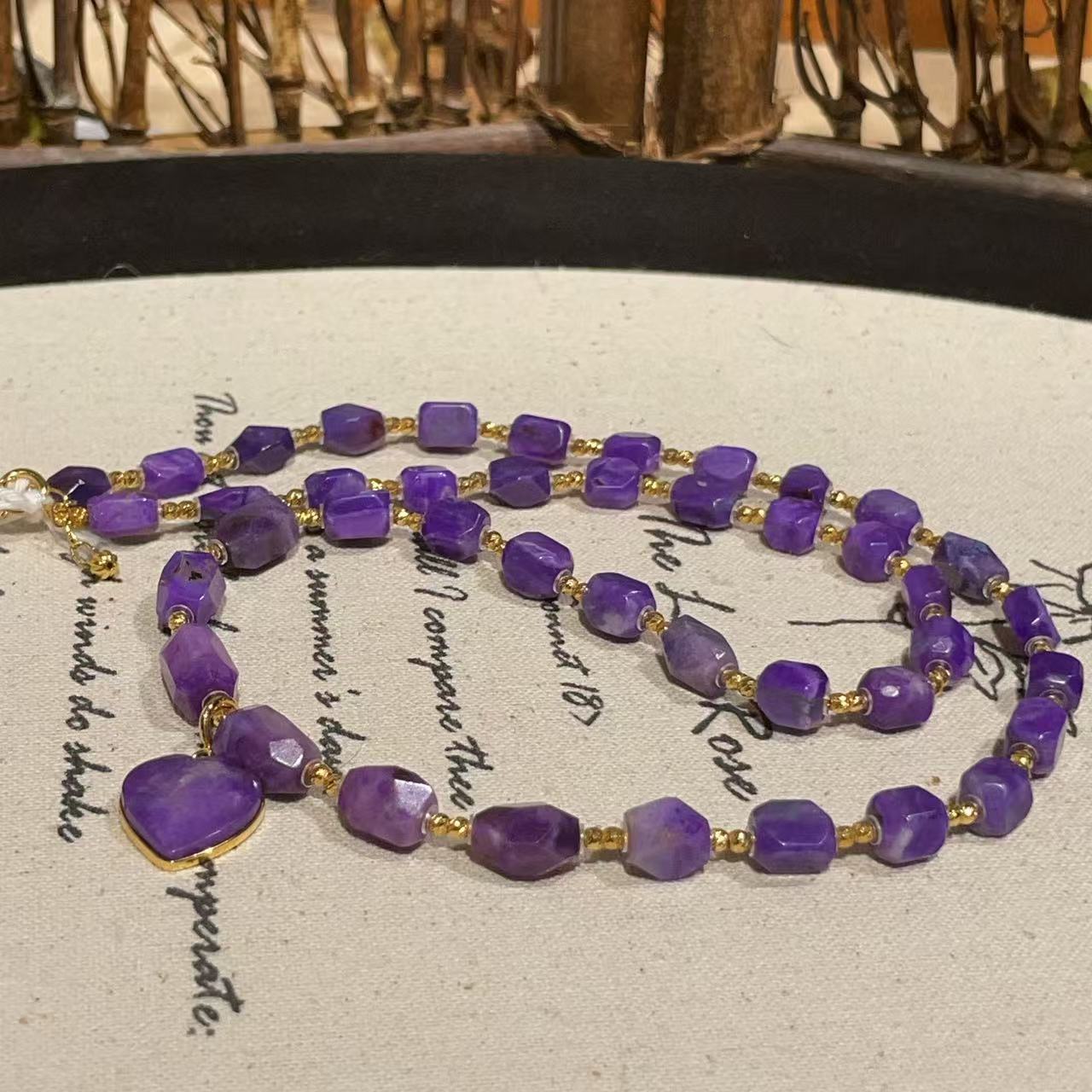 南非舒俱来紫罗兰钻切爱心吊坠项链/18k/45cm（扶摇）AZB10373