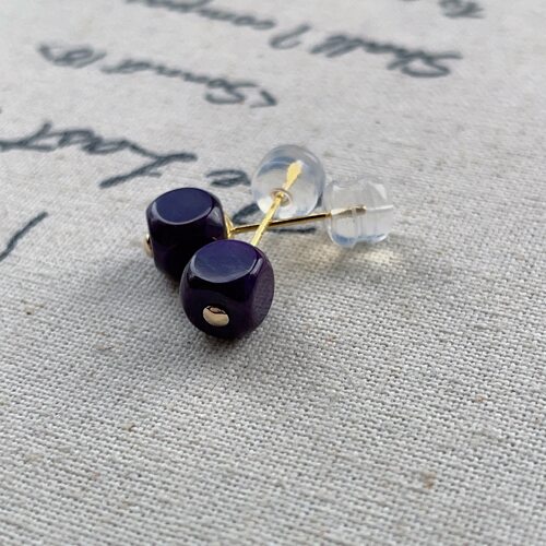 南非舒俱来帝王紫魔方耳钉18k（欣柚）孤AZB13796