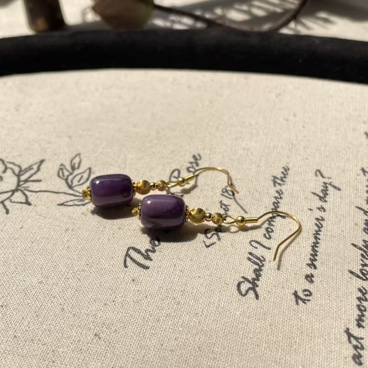 南非舒俱来帝王紫桶珠耳钩s925(紫晗)AZB8026