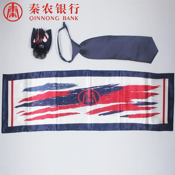 秦农银行定制款长丝巾头花领带logo标记版设计定做配饰全套设计