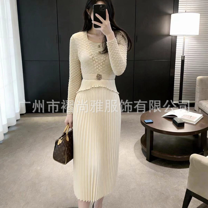 厂家直供时尚烫金大码连衣裙高档宽松收腰气质优雅女装长裙新潮