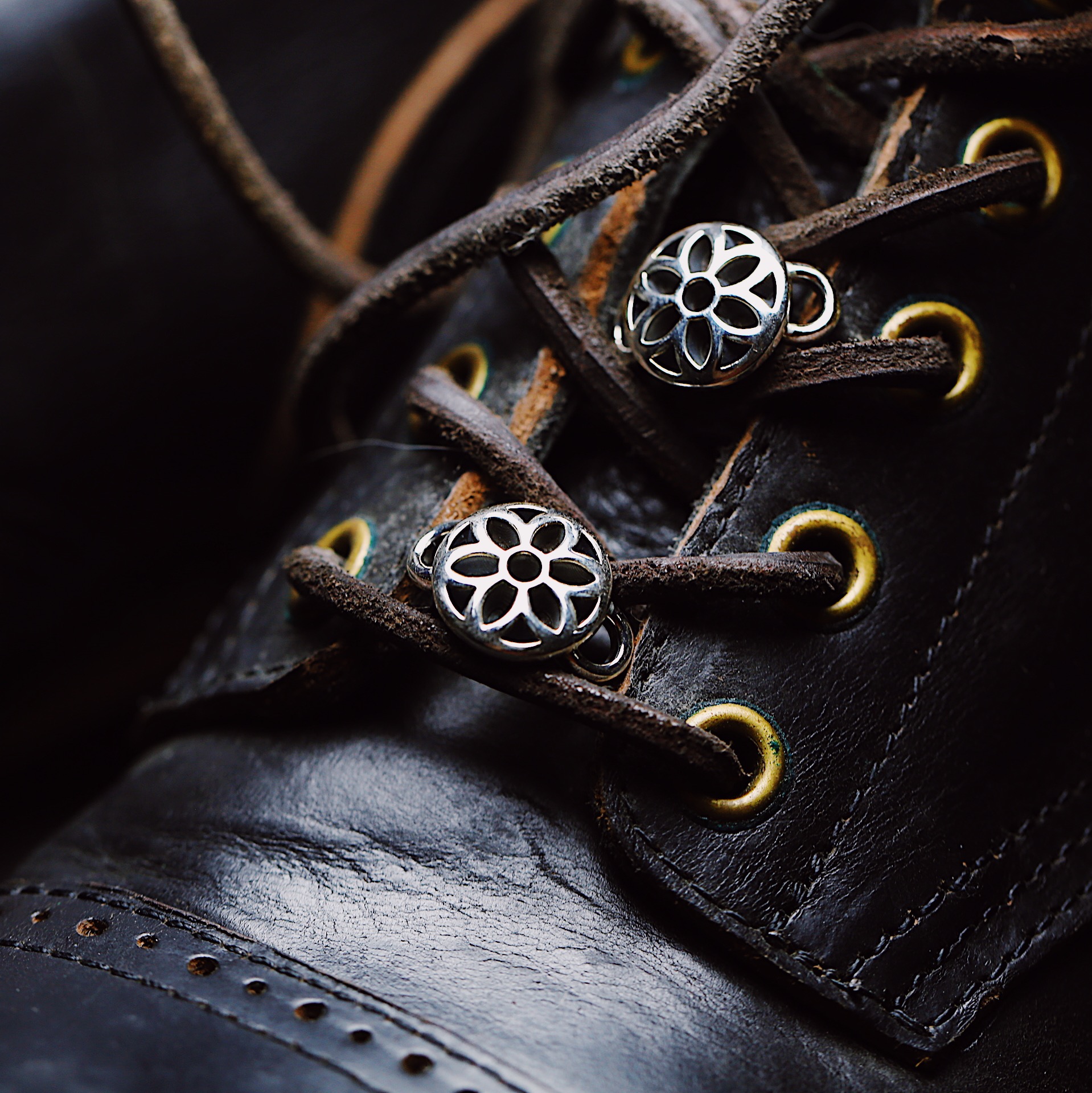 溪迟樱花红翼银扣发绳装饰扣