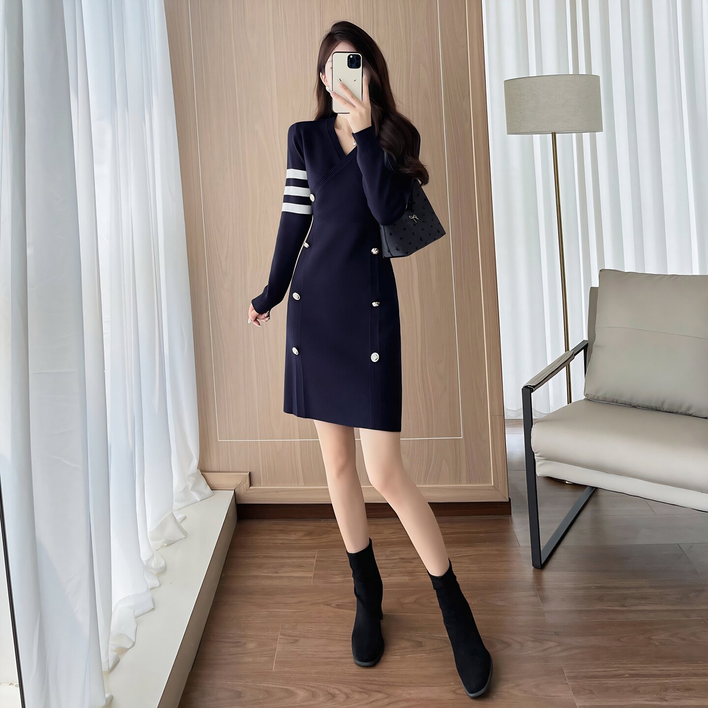 高级感气质针织连衣裙女秋冬季新款长袖内搭打底A字毛衣裙小香风