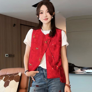 2026春秋新中式国风红色马甲背心女重工刺绣小马百搭显瘦马夹上衣