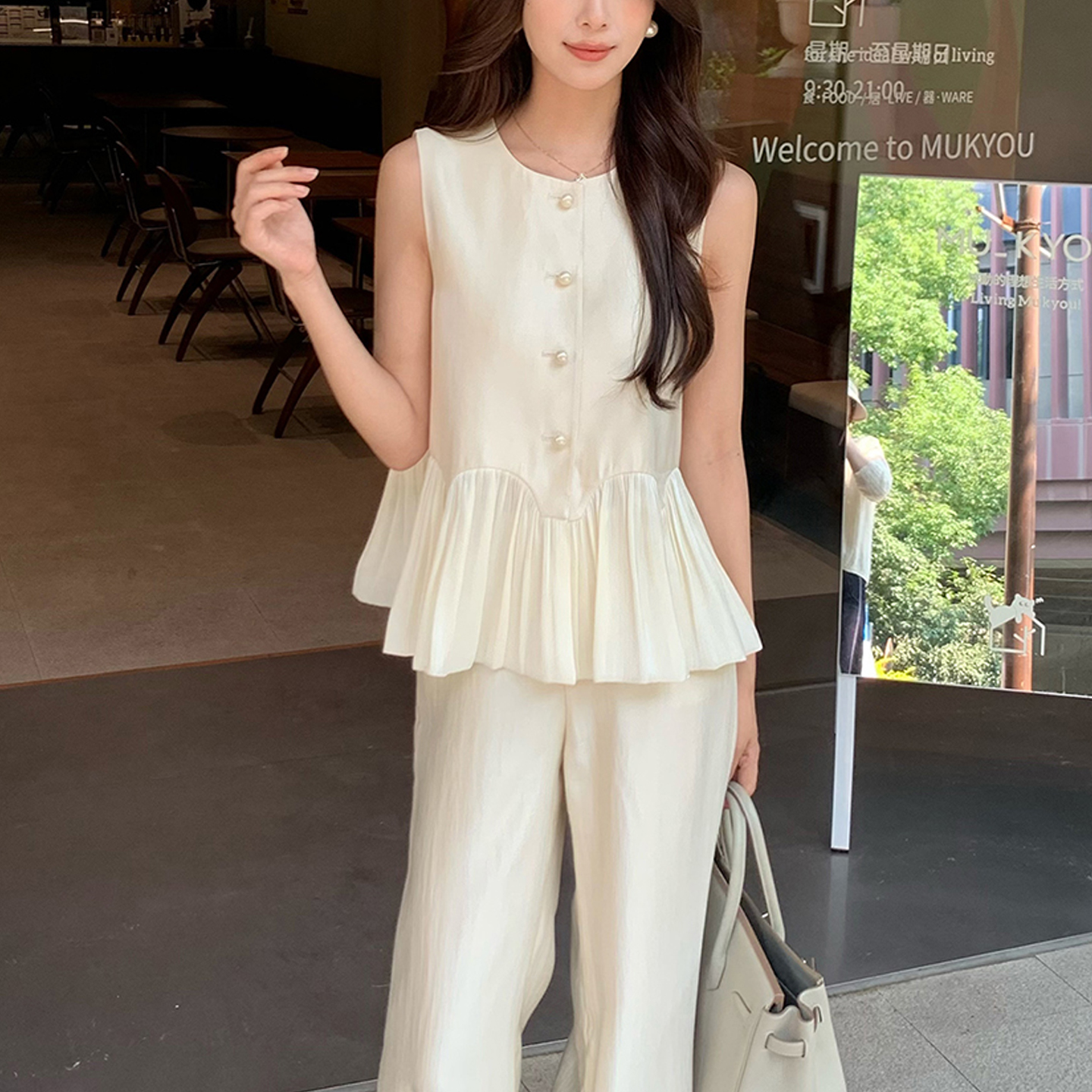 新中式国风夏季无袖马甲背心女2025新款拼接缎面薄款气质百搭上衣