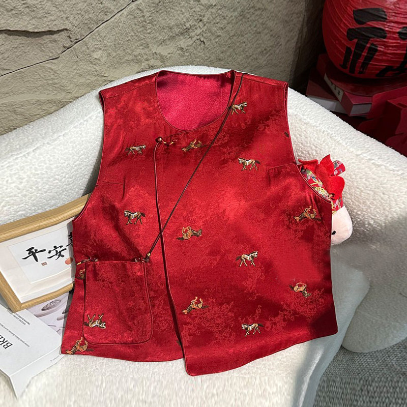 新中式国风红色拜年服小马刺绣盘扣马甲女2装026春秋时尚背心上衣