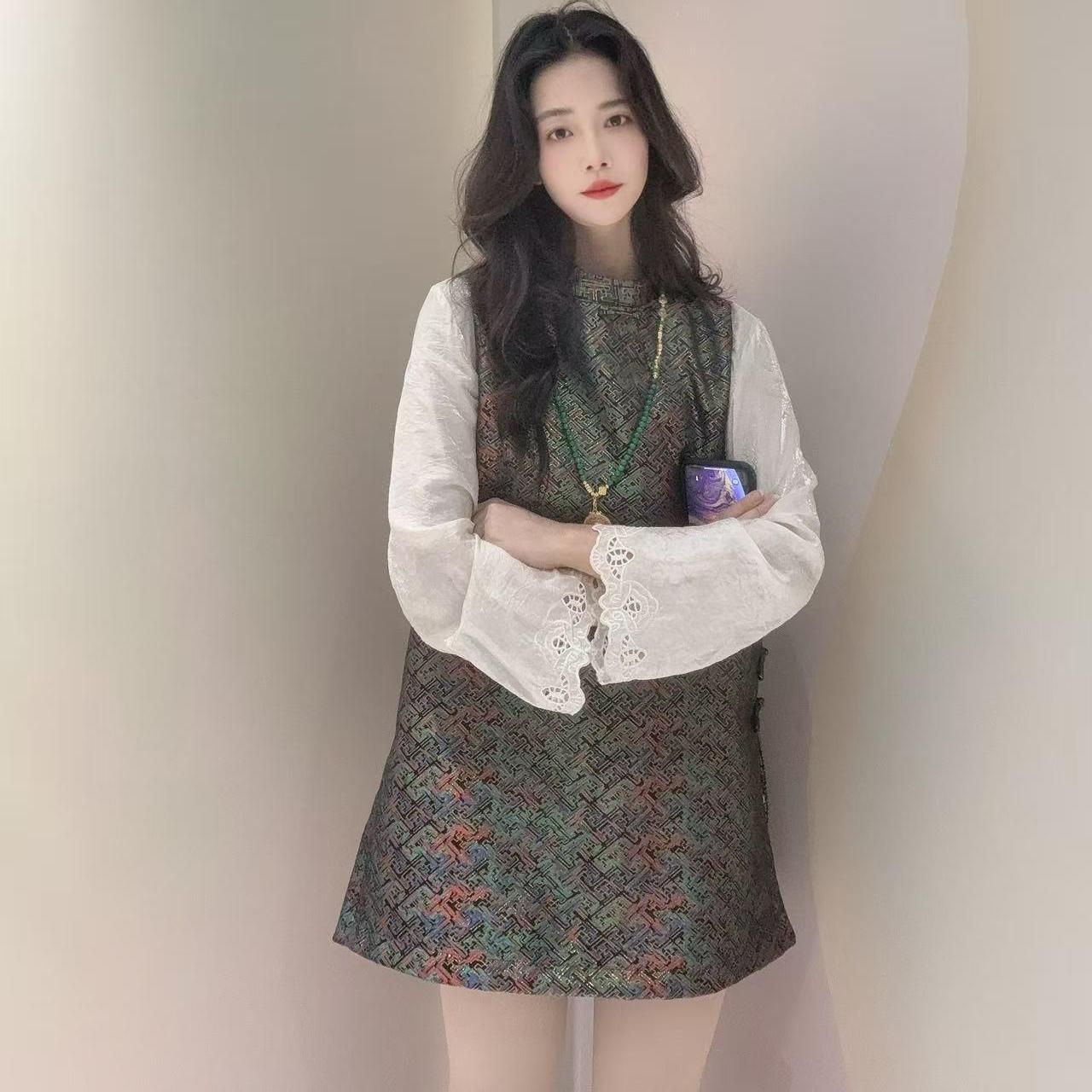 新中式国风人丝提花中长款马甲连衣裙女2025春秋百搭无袖背心上衣