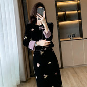 新中式 国风丝绒盘扣刺绣外套两件套女2026春秋气质百搭半身裙套装