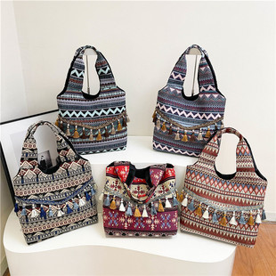 大理旅游云南民族风包包大容量新疆少数民族特色单肩斜跨包复古女