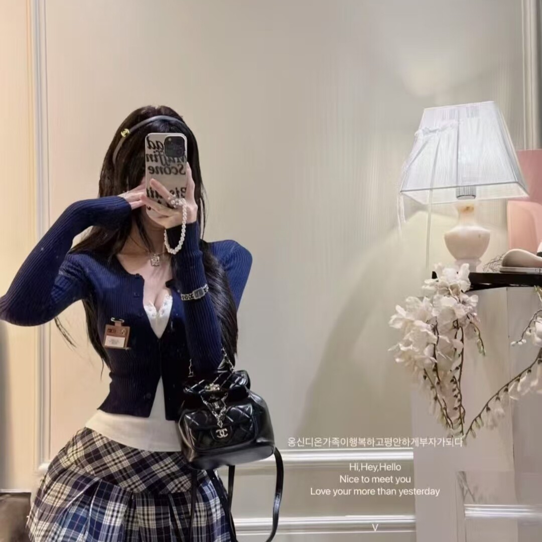 三件套女2025秋季新款韩系学院风修身短款针织开衫吊带背心半身裙