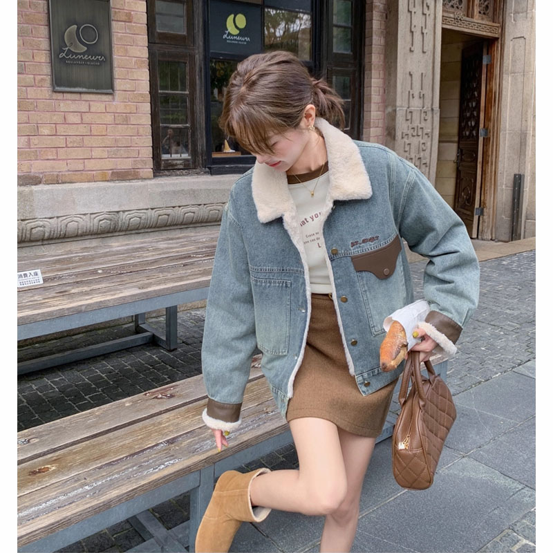 加绒加厚短款牛仔外套女2025新款冬季爆款小个子超好看羊羔毛棉服