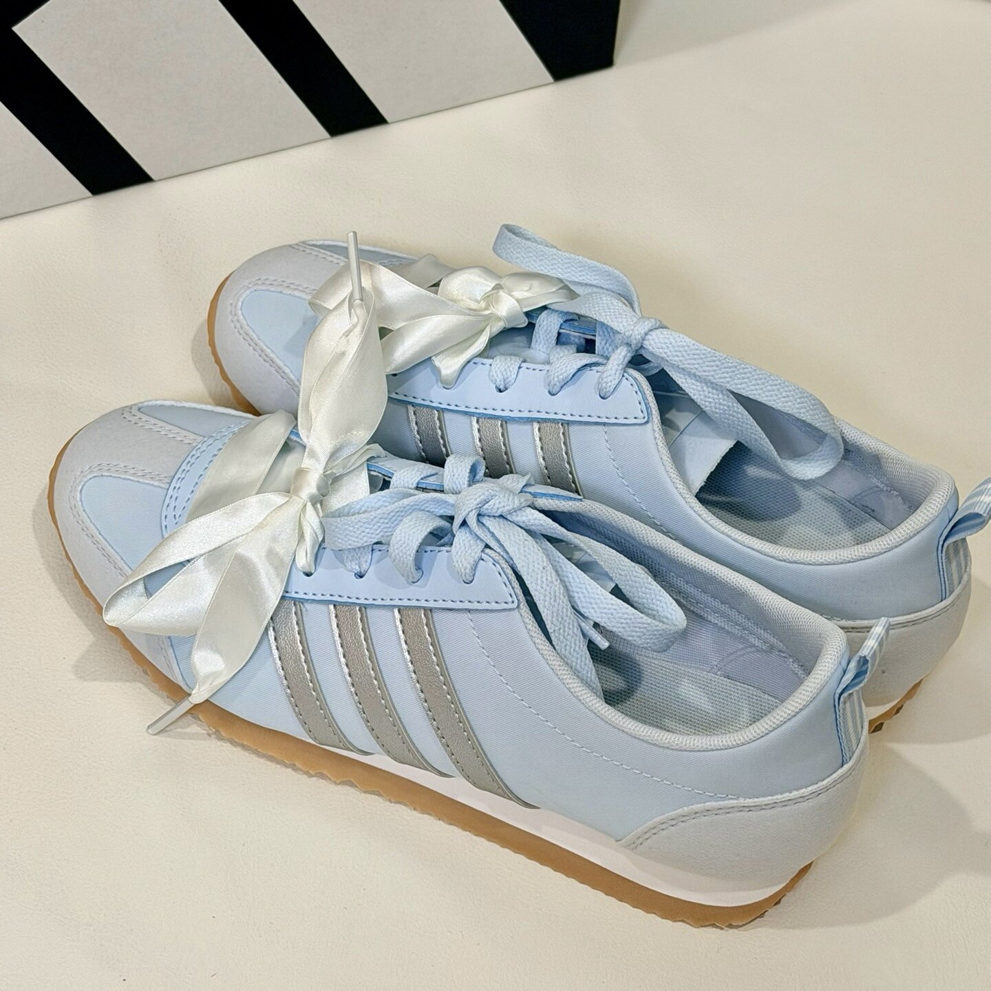 adidas阿迪达斯VS JOG 2.0 男女舒适百搭薄底T头德训鞋休闲运动鞋