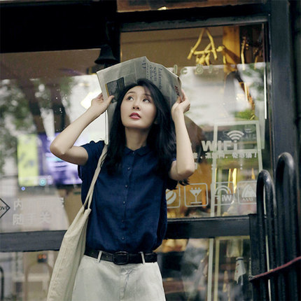 短袖衬衫女2025春季新款文艺高级感衬衣设计感小众大码别致上衣潮