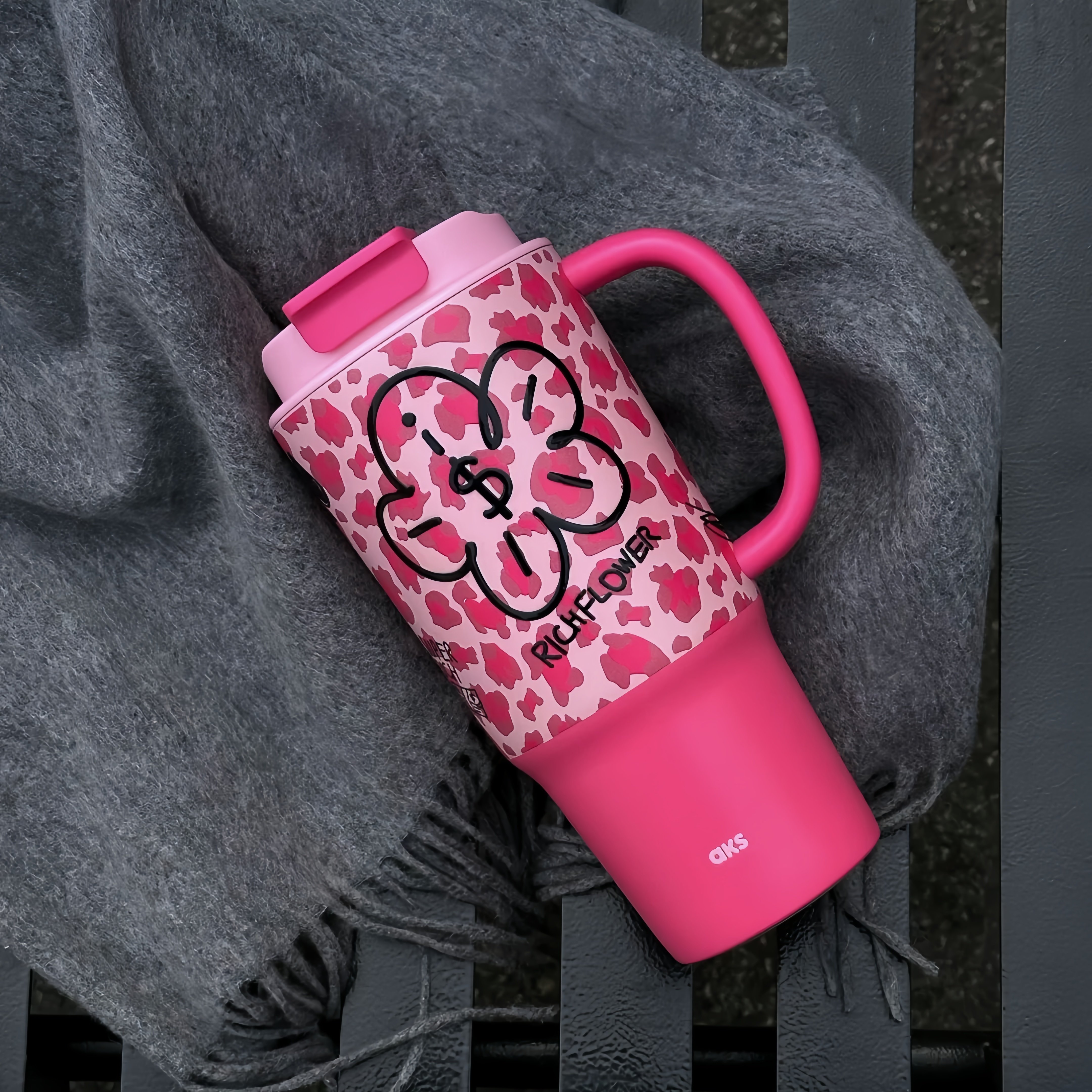 AKS有钱花联名巨无霸吸管保温杯大容量水杯冰霸杯霸王杯新年礼物,餐饮具,保冷/保温杯,淘宝优惠券,粉丝福利购,淘宝优惠卷