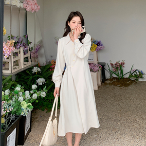 白色法式复古轻熟风衬衫连衣裙女春秋高级设计感气质名媛女神范图片
