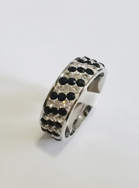 清仓处理 8mm宽黑白钻不锈钢钢戒指 满钻