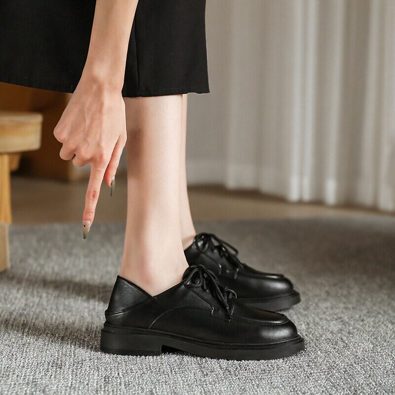 超软平底女鞋葡萄妈同款皮鞋黑色秋冬前系带鞋子女舒适英伦风单鞋