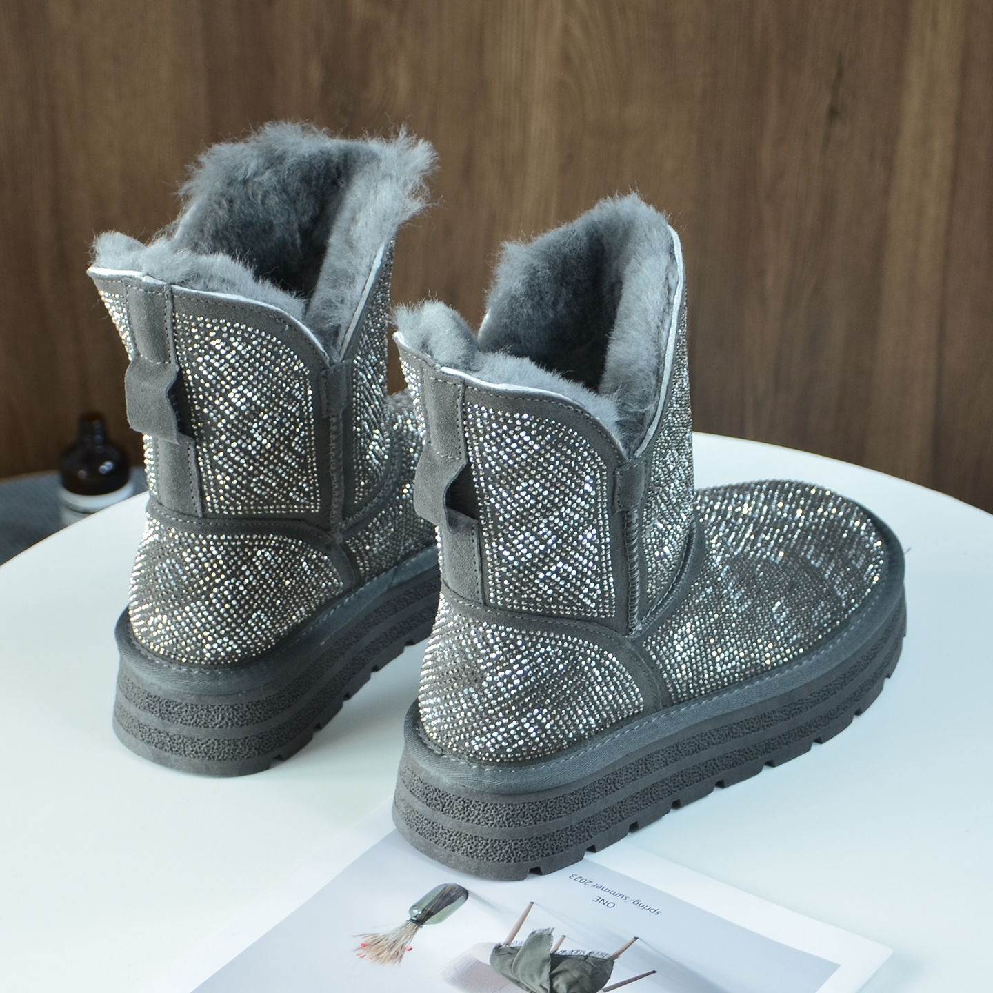 中筒雪地靴女款2025新款冬季