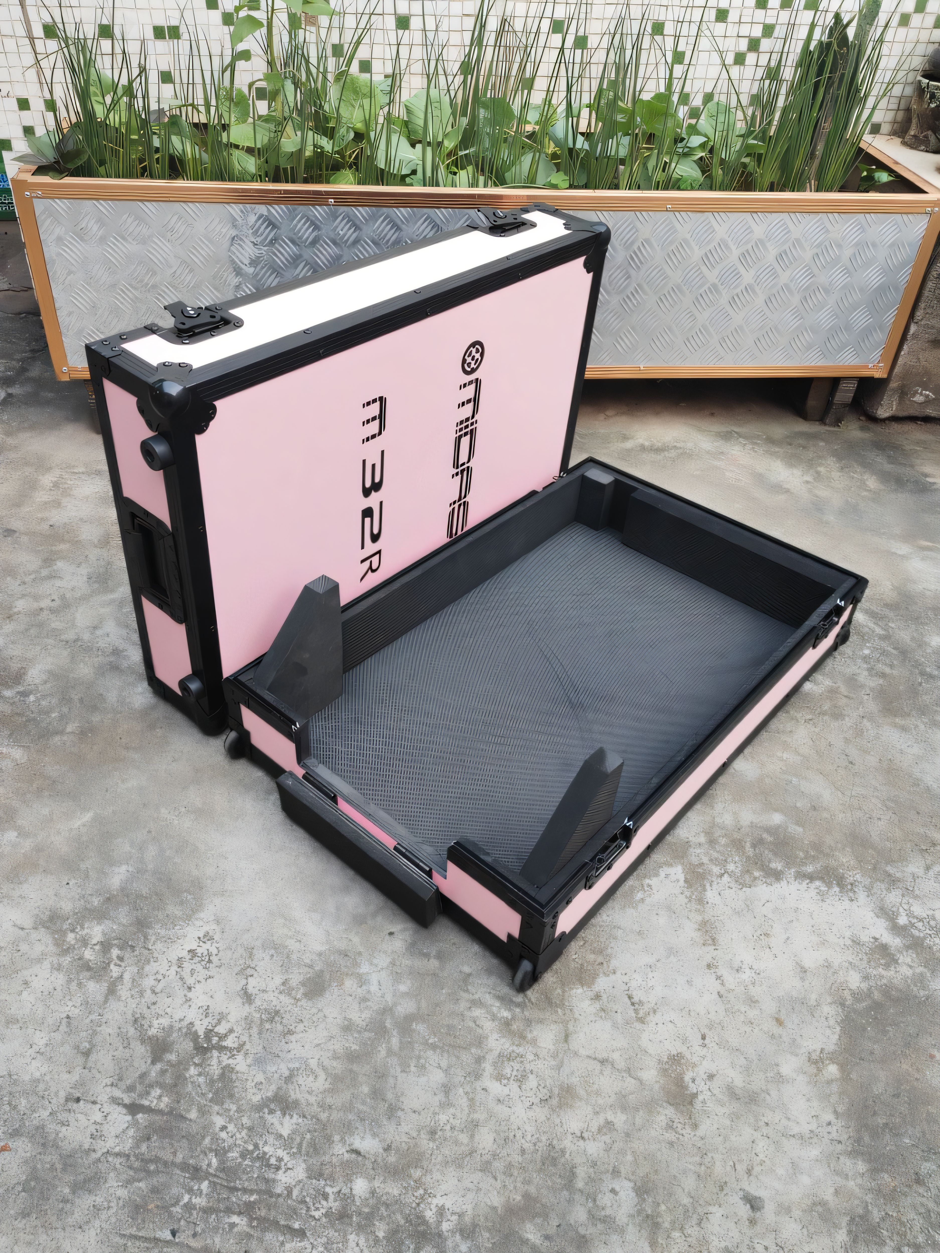 迈达斯m32r航空箱MIDAS M32R航空箱数字调音台箱订做各种机箱