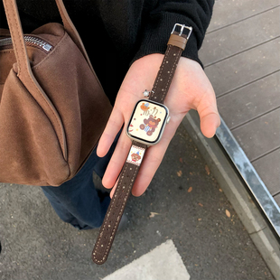 康康的秋冬灯芯绒小熊韩系适用于iwatch11s10se98苹果手表表带ins