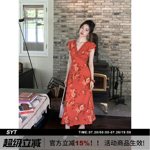 SYT自制精致蕾丝拼接大花连衣裙