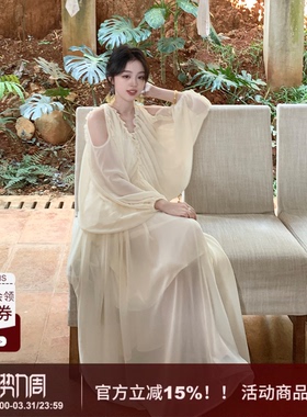 【水云间】SYT自制 度假风露肩木耳边V领仙气飘飘蝙蝠袖连衣裙女