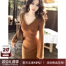 修身 U型领亮片麻花针织连衣裙A字长袖 型显瘦毛衣裙女 法式 SYT自制