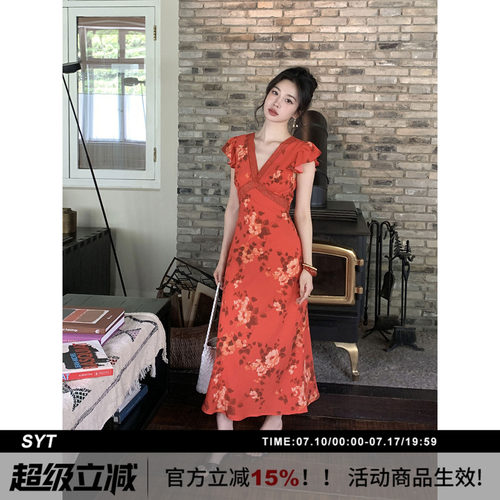 SYT自制精致蕾丝拼接大花连衣裙