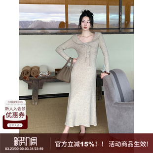 新款 羊毛针织连衣裙女冬季 小翻领收腰长裙 荷叶边收腰修身 SYT自制