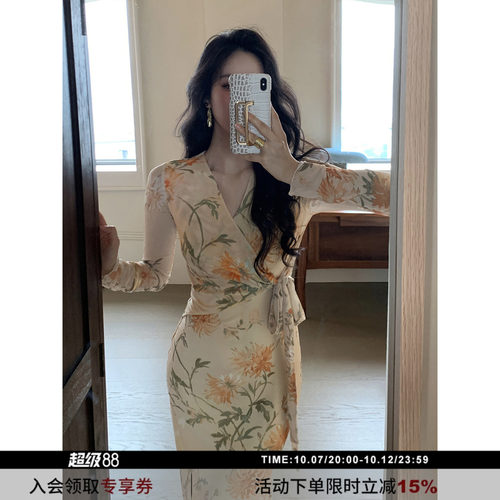 SYT自制花朵网纱绑带V领连衣裙