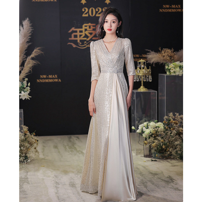 出租新款香槟金色长款礼服大合唱演出服主持人诗朗诵女气质显瘦