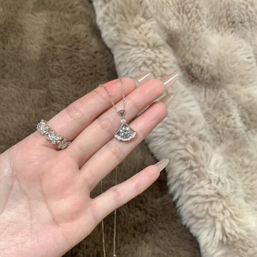 Lucky K S925纯银灵动裙摆小裙子吊坠项链小众湖水蓝钻气质锁骨链