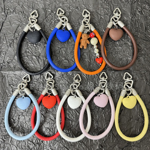 【秋冬爱心皮绳手腕带】高级超纤皮波漾手机壳链条挂绳钥匙扣挂件