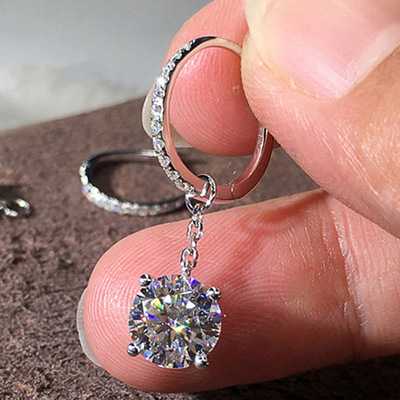 Single Diamond Four Claw Round Ear Buckle Tassel Chain