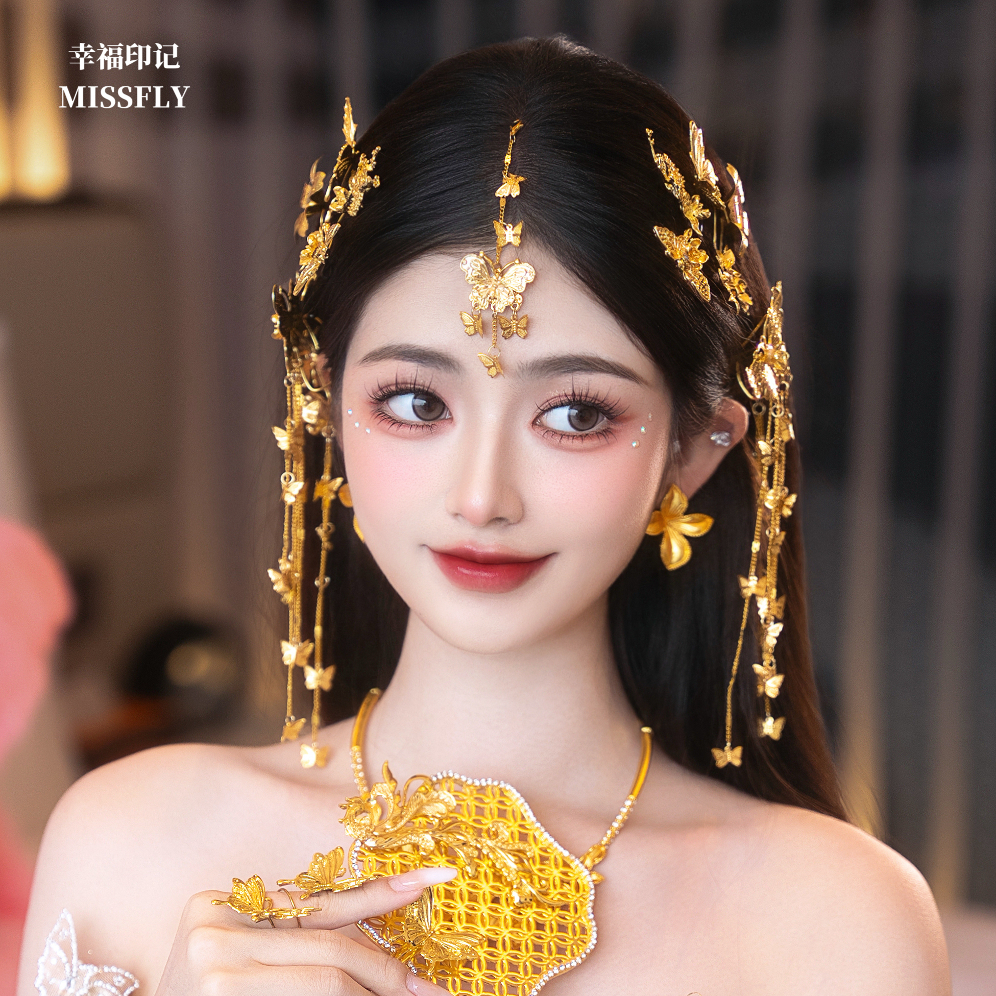 金色蝴蝶对夹眉心坠秀禾旗袍晨袍龙凤褂汉服礼服中式减龄新娘头饰