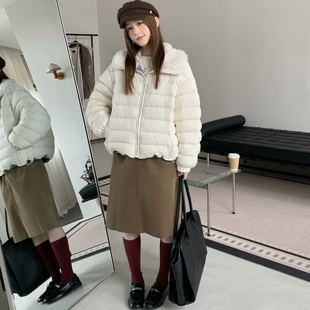90白鸭绒羽绒服外套女 羊羔毛拼接大翻领排骨款 矢悦2025冬季 短款