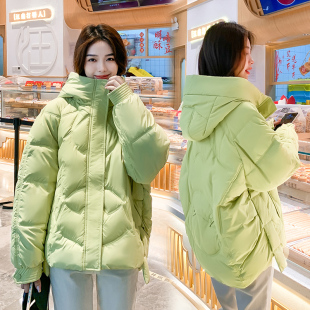 大码女装2022宽松显瘦减龄短款棉衣女外套冬装新款胖妹妹mm200斤